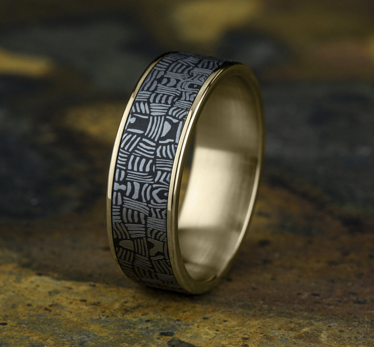 THE BASKET WEAVE - 14K Yellow Gold / Darkened Tantalum - image 4