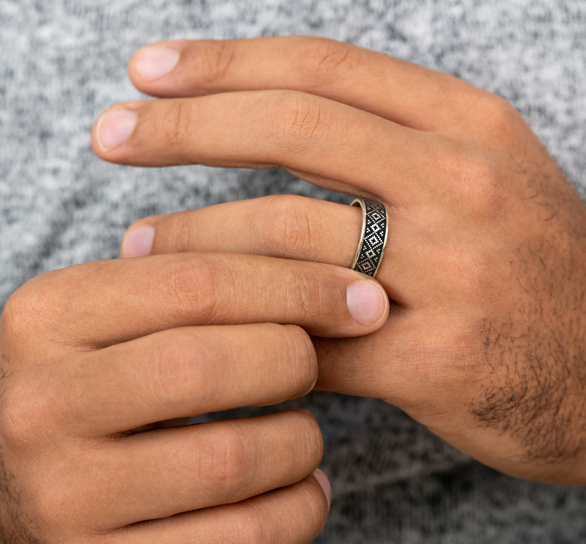 THE ISLE - 14K Yellow Gold / Grey/Black Titanium - image 5