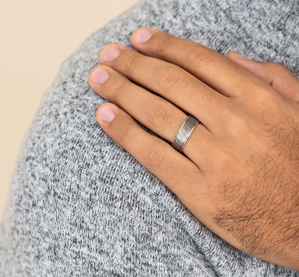 THE RAINIER - 14K White Gold / Grey Tantalum - image 5
