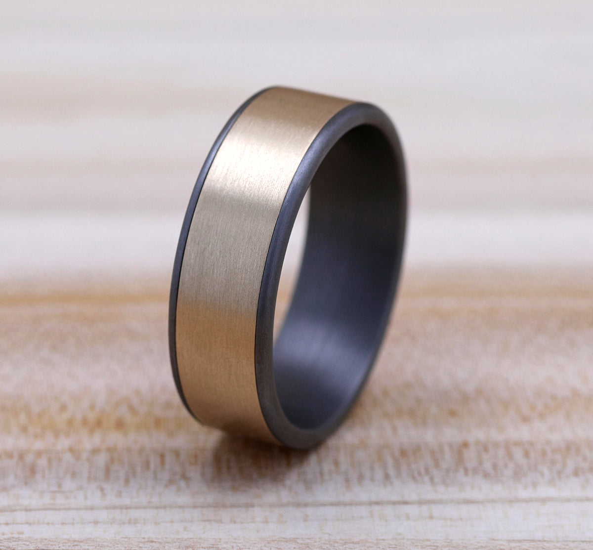 THE REMBRANDT - Grey Tantalum / 14K Yellow Gold - image 4