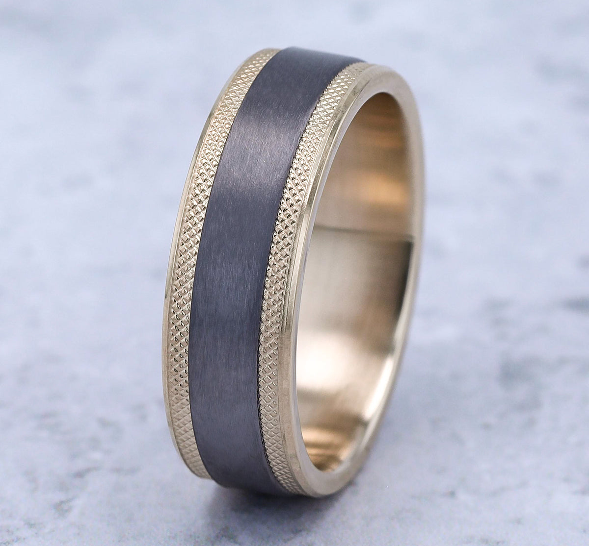 THE ROGUE - 14K Yellow Gold / Grey Tantalum - image 4