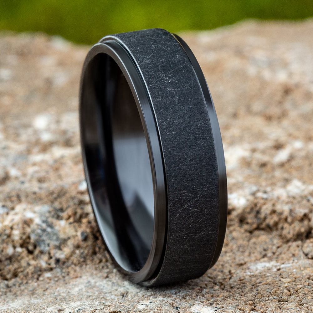 THE WHITMAN - Black Titanium - image 4