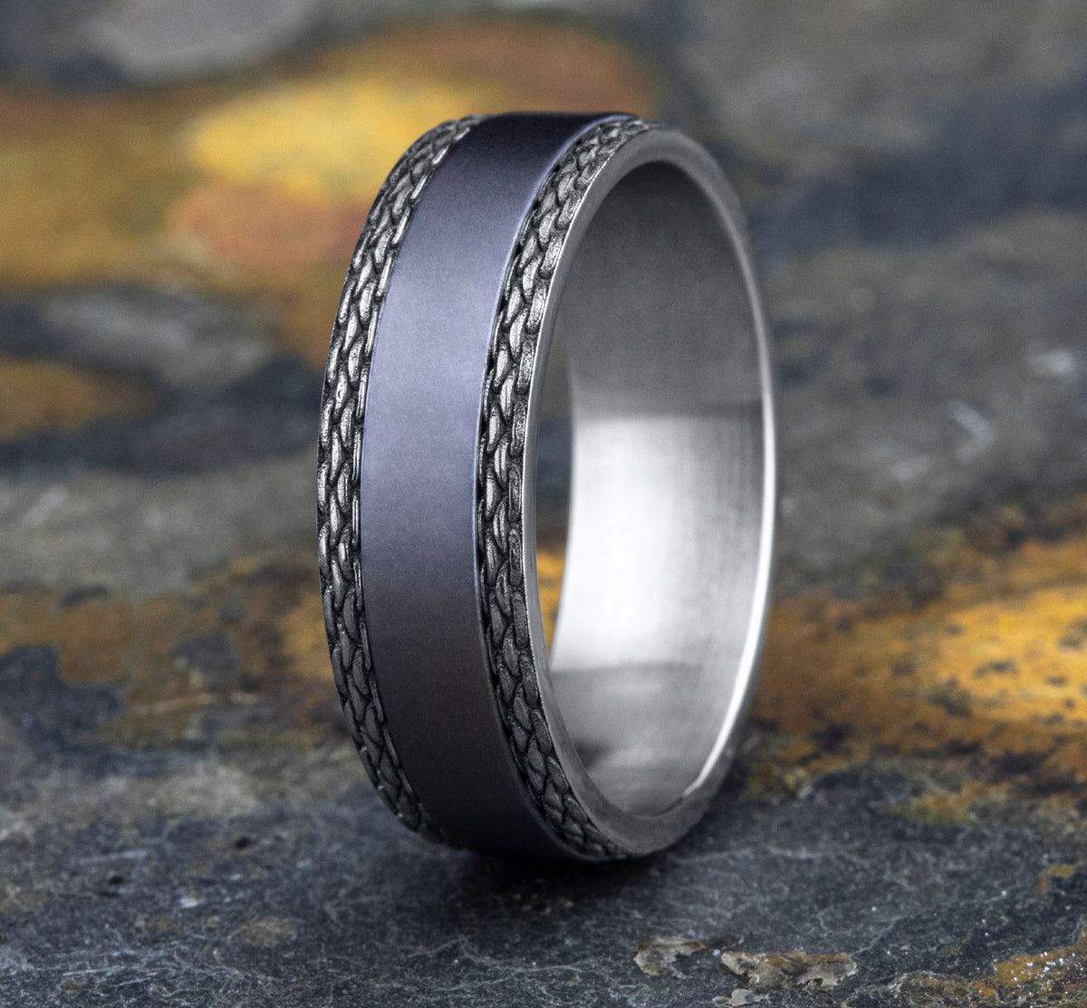 THE LINK - Grey Tantalum / 14K White Gold - image 4