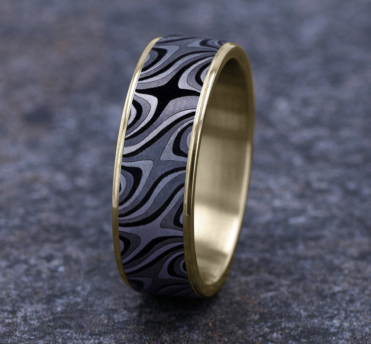 THE SATURN - 14K Yellow Gold / Grey Tantalum - image 4