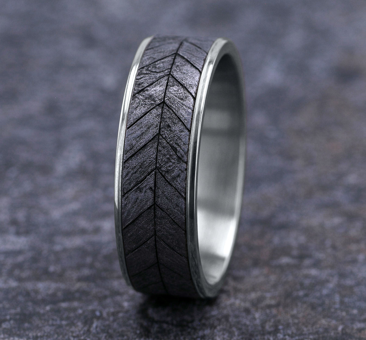 THE CHEVRON - 14K White Gold / Grey Tantalum - image 4