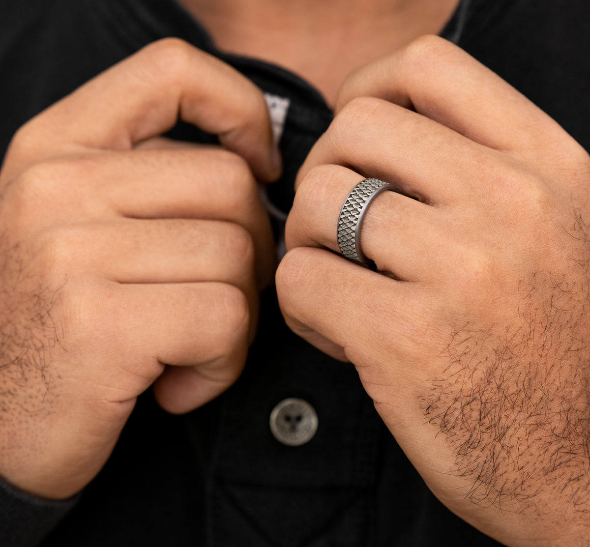 THE ANGLER - Grey Tantalum / 14K White Gold - image 5