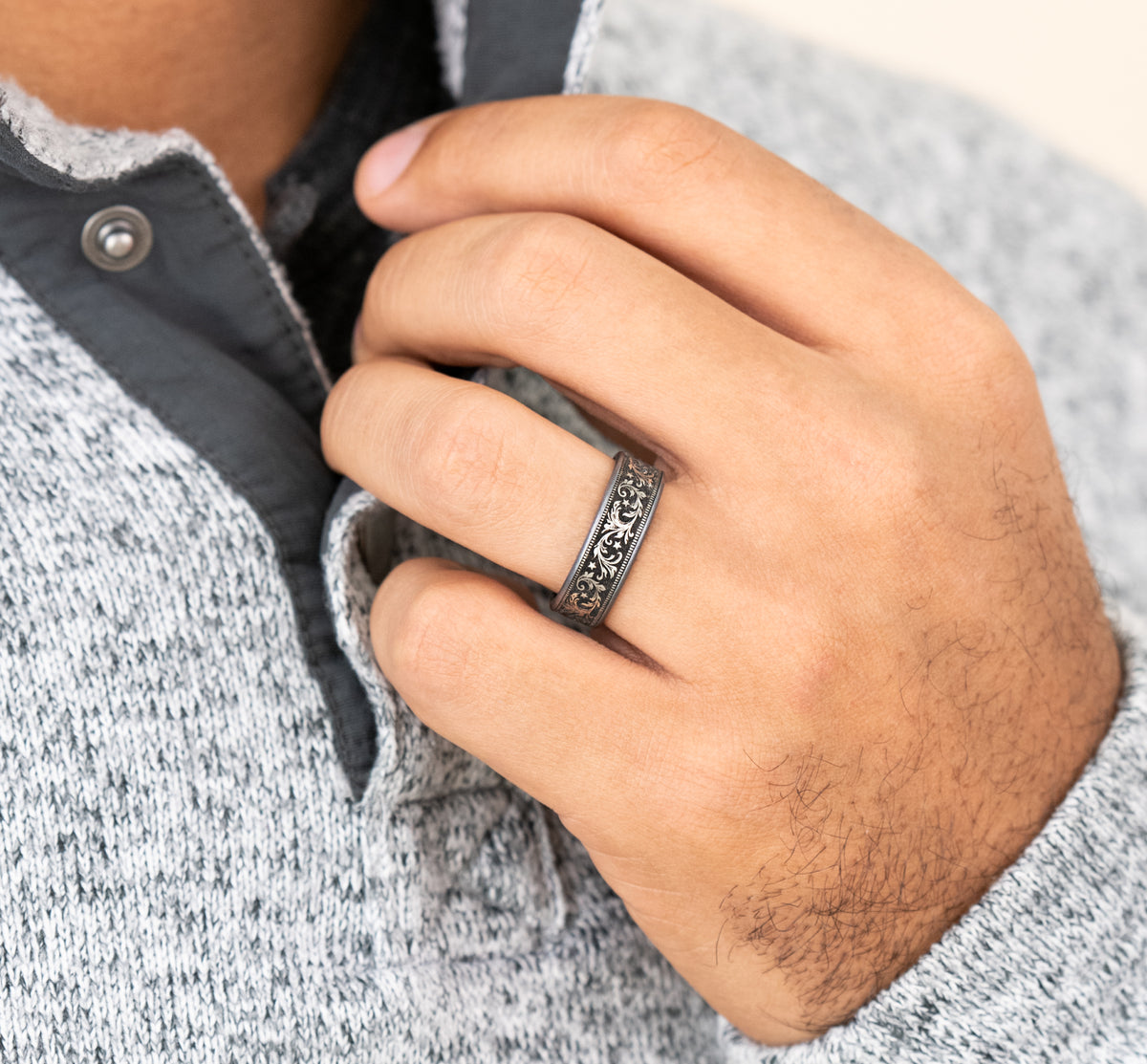 THE SPUR - Grey Tantalum / Grey/Black Titanium - image 5