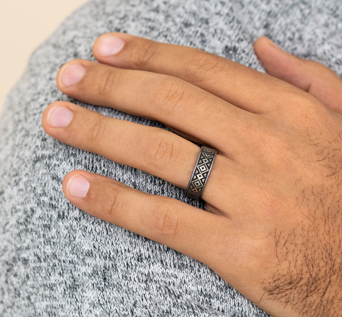 THE ISLE - Grey Tantalum / Grey/Black Titanium - image 5