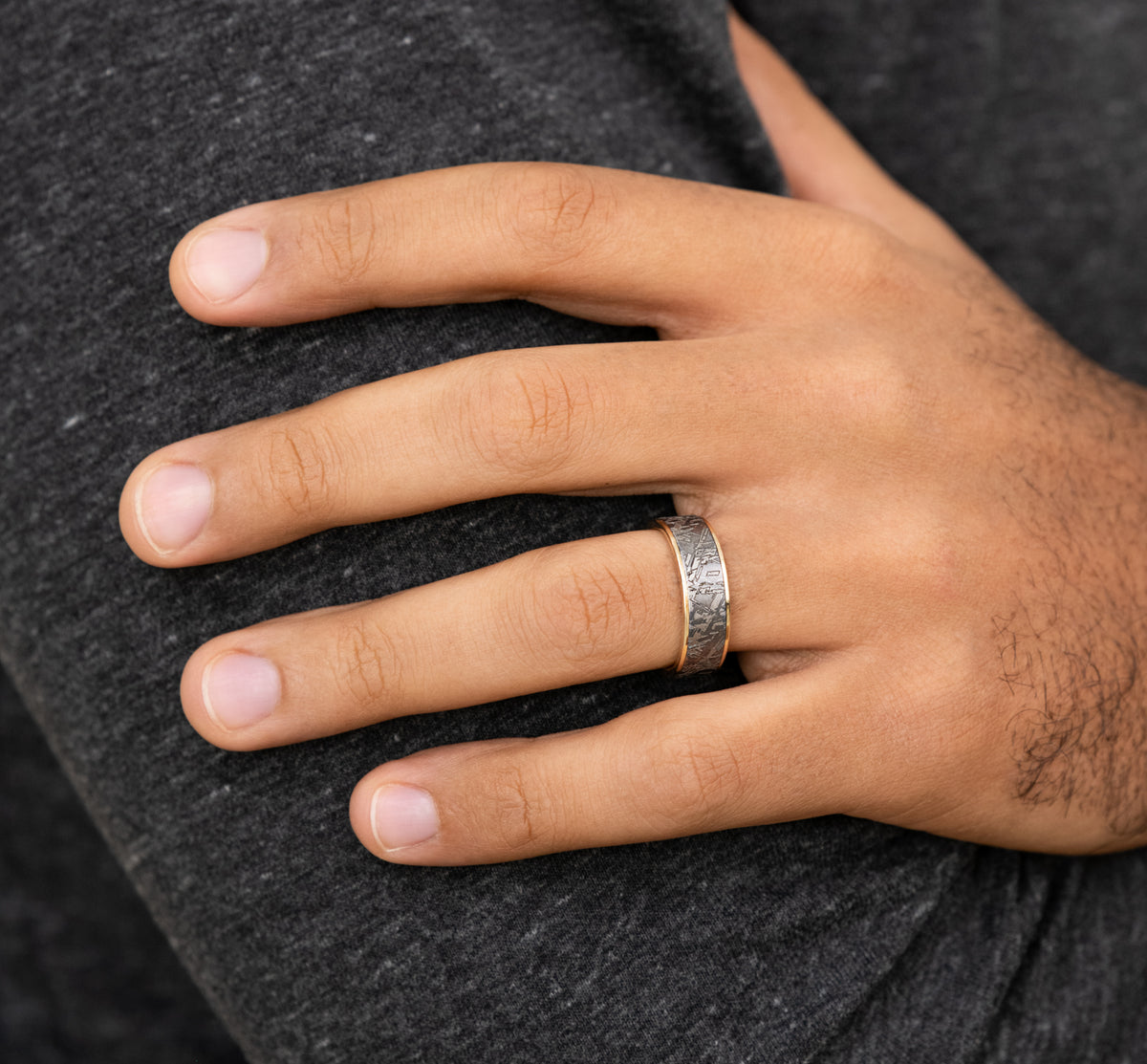 THE GIBEON - 14K Yellow Gold / Grey Tantalum - image 5