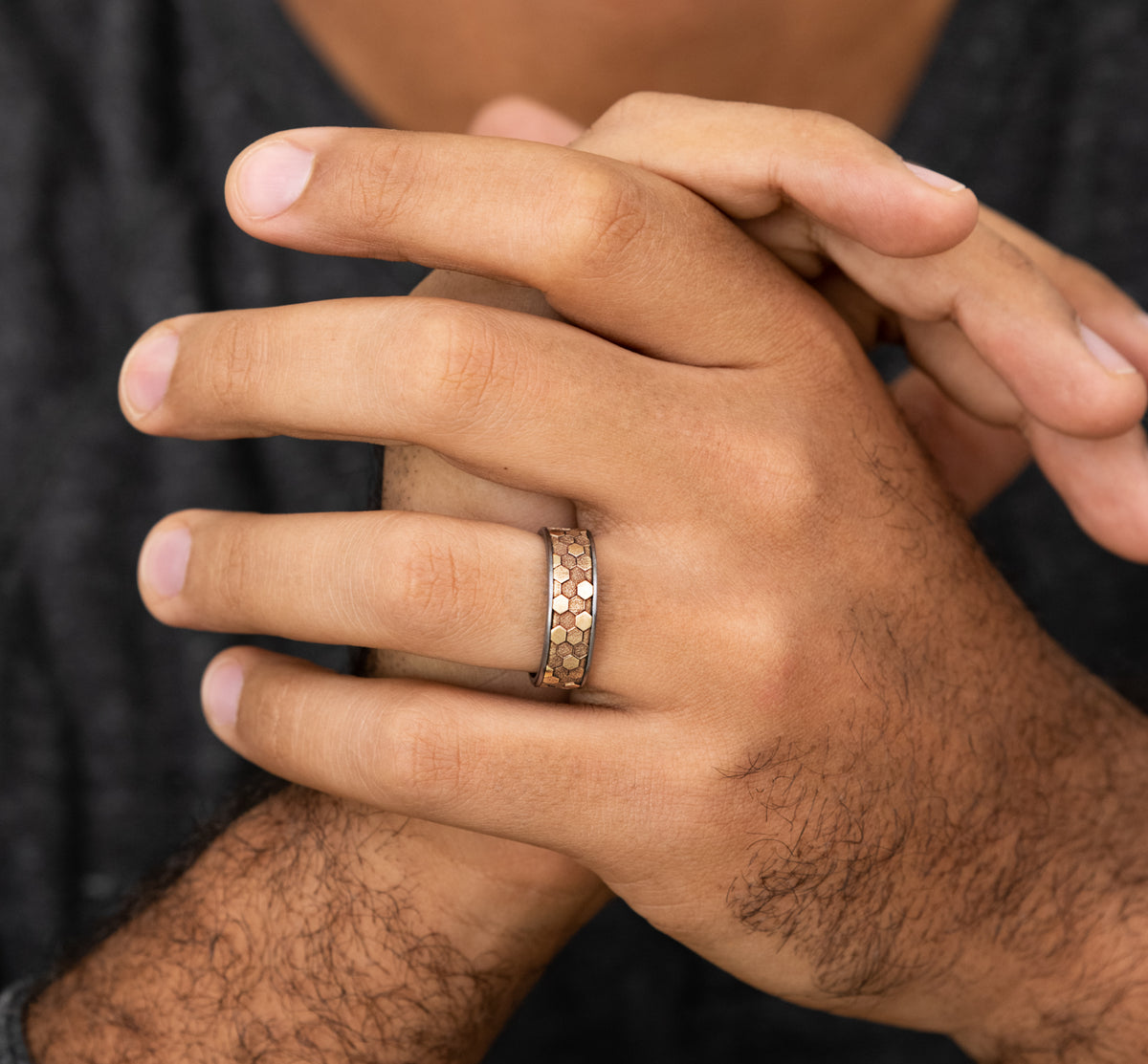 THE KEEPER - Grey Tantalum / 14K Yellow Gold - image 5