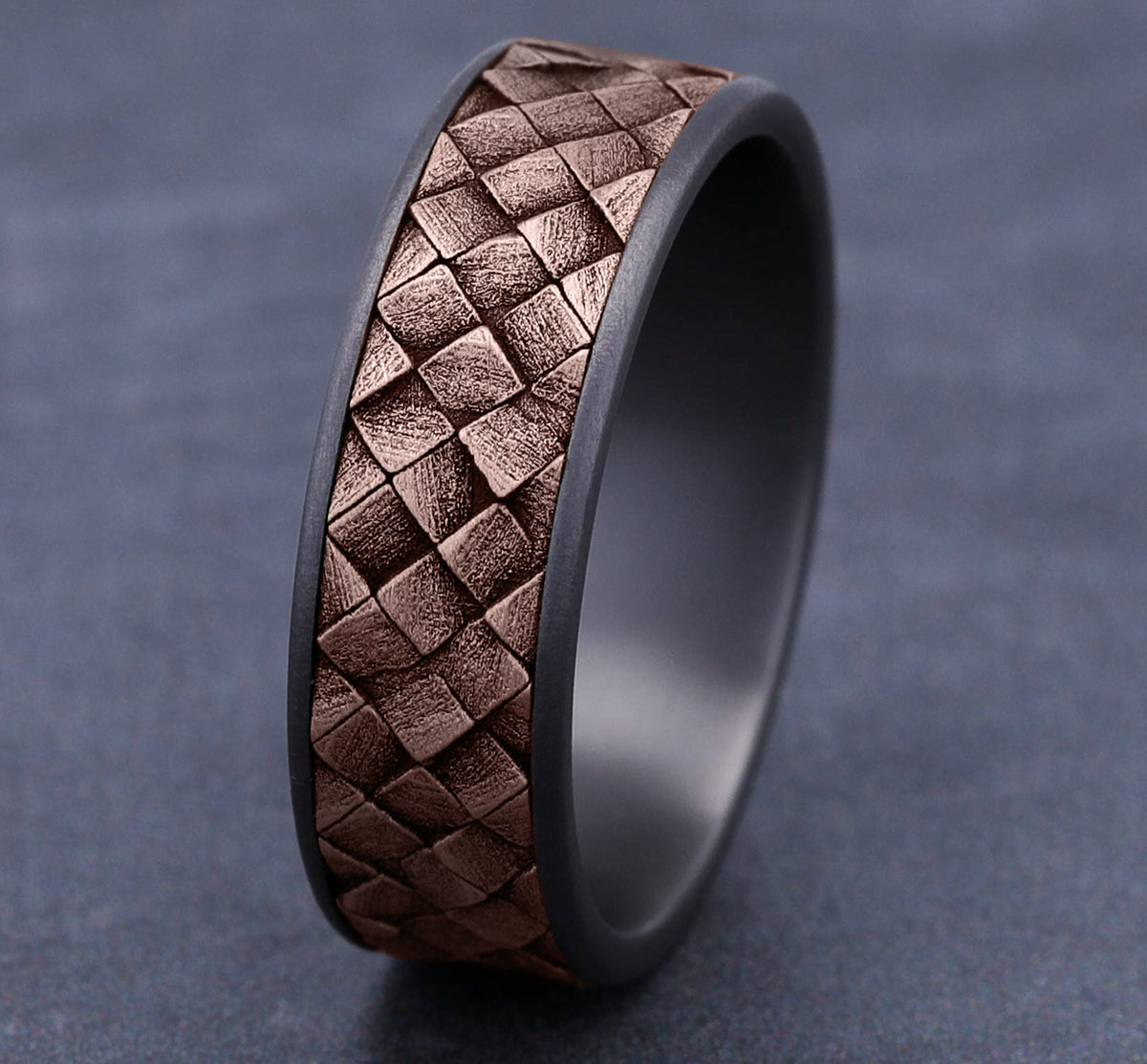 THE CROSS HATCH - Grey Tantalum / 14K Rose Gold - image 4